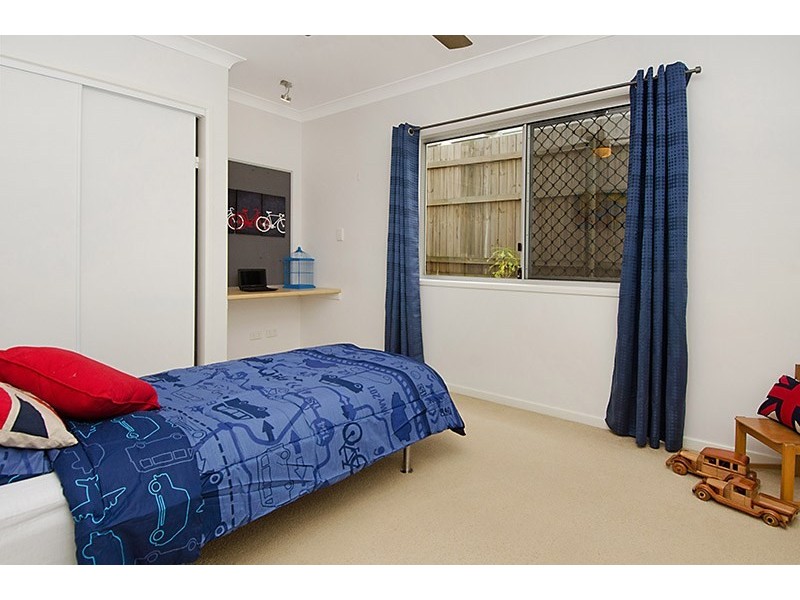 29 Maundrell Terrace (Service Road), Chermside West QLD 4032