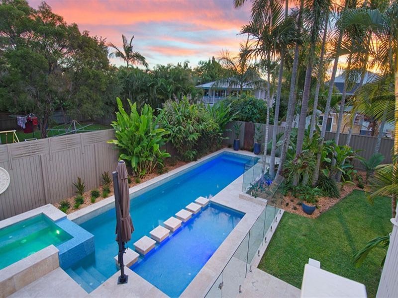 138 KENT Road, Wooloowin QLD 4030