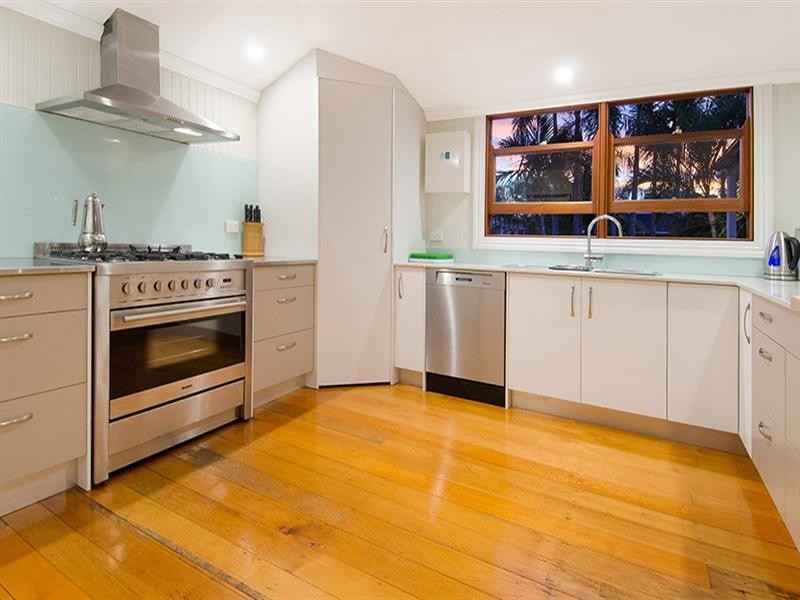 138 KENT Road, Wooloowin QLD 4030