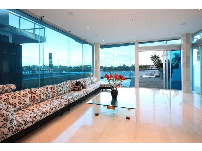 23 Hillside Crescent, Hamilton QLD 4007