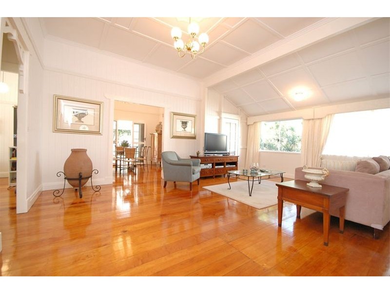 24 Brooke Street, Clayfield QLD 4011