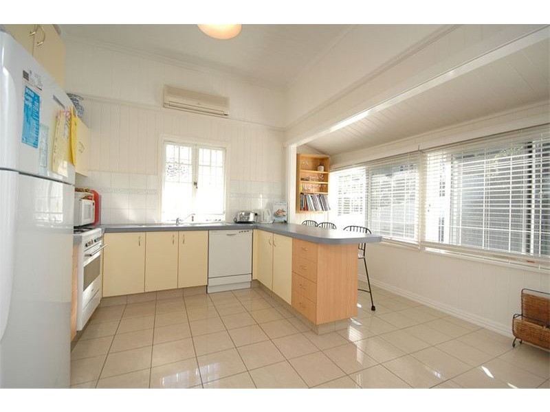 24 Brooke Street, Clayfield QLD 4011