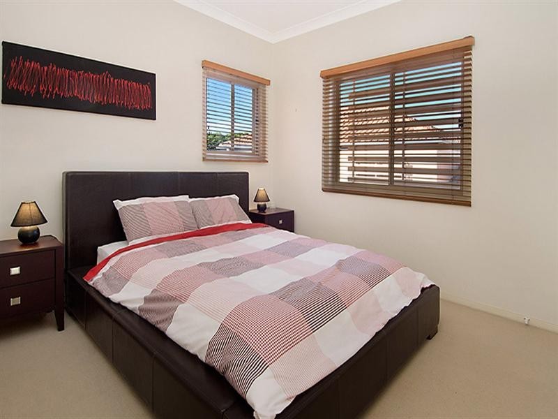 78 Pring Street, Hendra QLD 4011