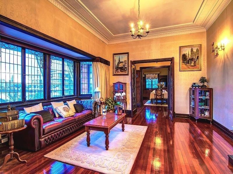 24 Hillside Crescent, Hamilton QLD 4007