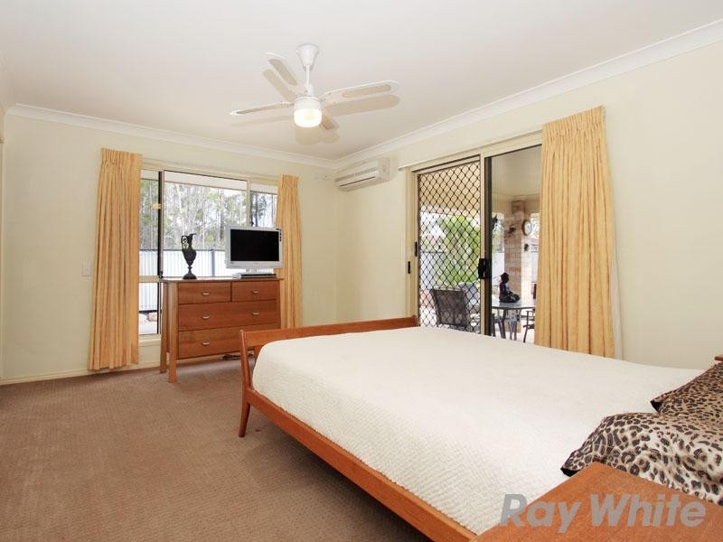 30 Jullyan Street, Albany Creek QLD 4035