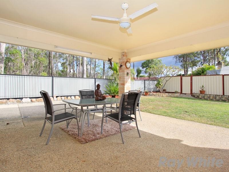 30 Jullyan Street, Albany Creek QLD 4035