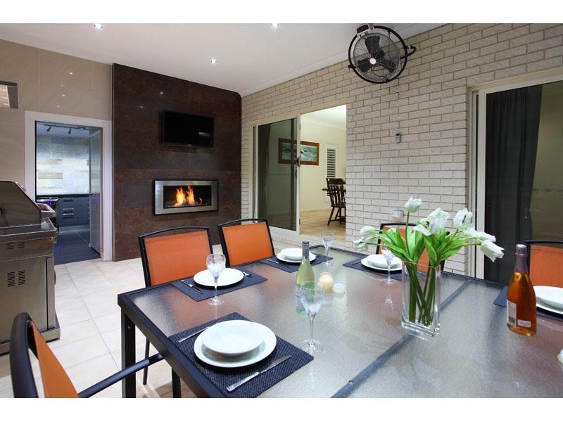 8 Orion Place, Bridgeman Downs QLD 4035