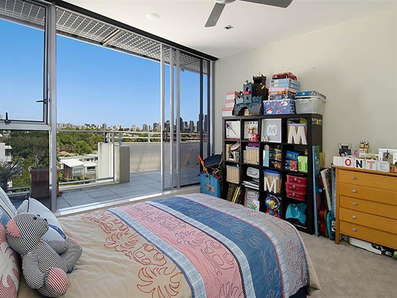 3841/30 Hollins Crescent, New Farm QLD 4005