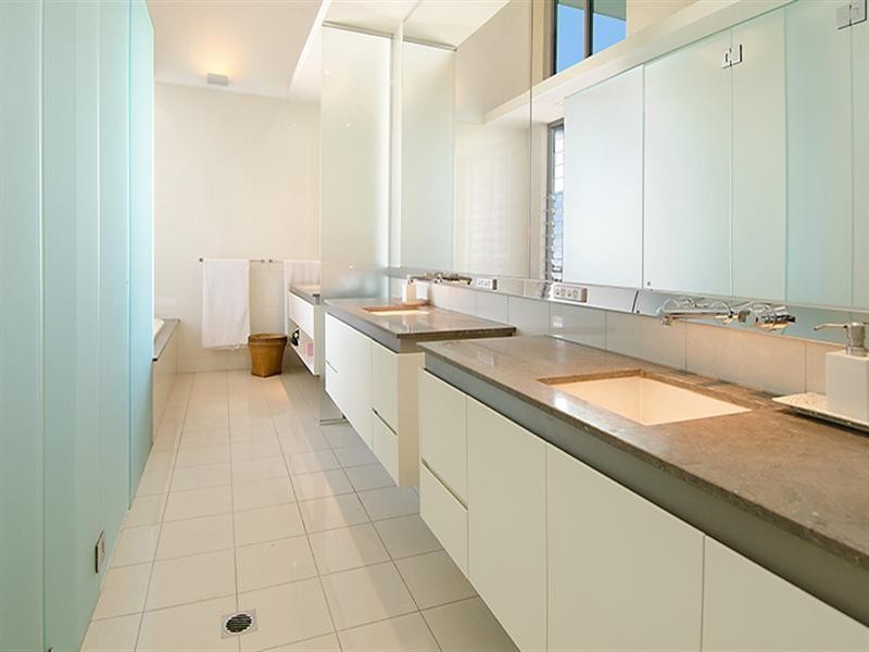 3841/30 Hollins Crescent, New Farm QLD 4005