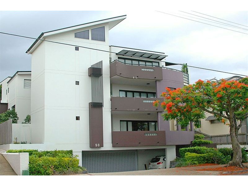 98 Racecourse Road, Ascot QLD 4007