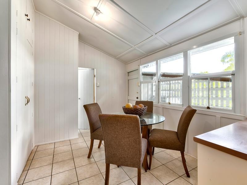 17 Dobson Street, Ascot QLD 4007