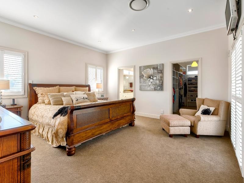 62 Gordon Street, Gordon Park QLD 4031