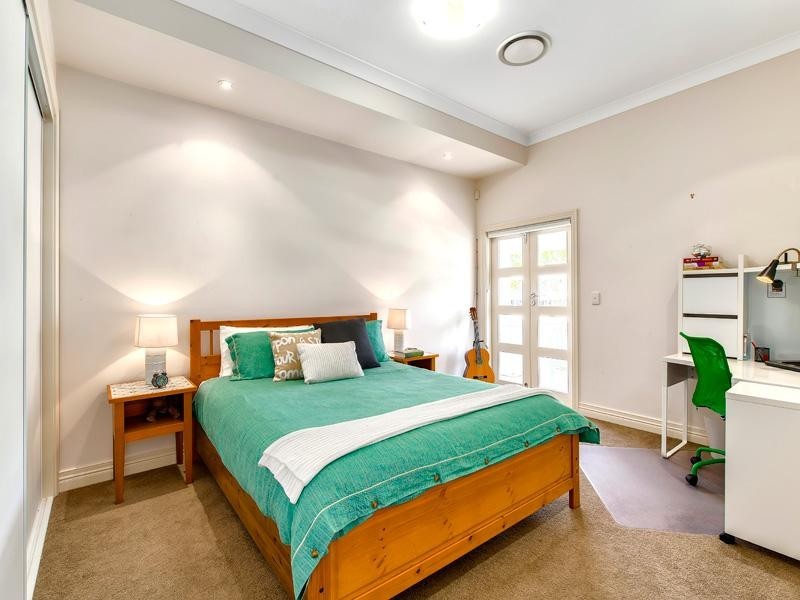 62 Gordon Street, Gordon Park QLD 4031