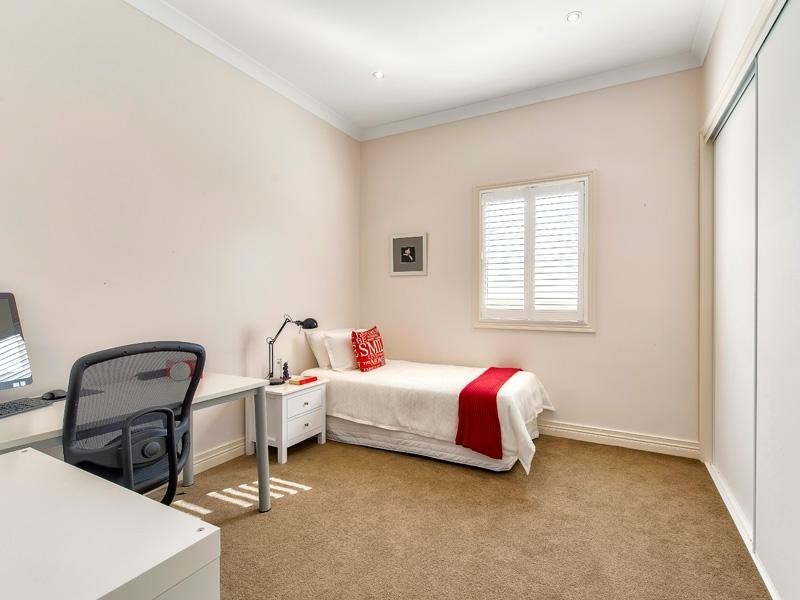 62 Gordon Street, Gordon Park QLD 4031