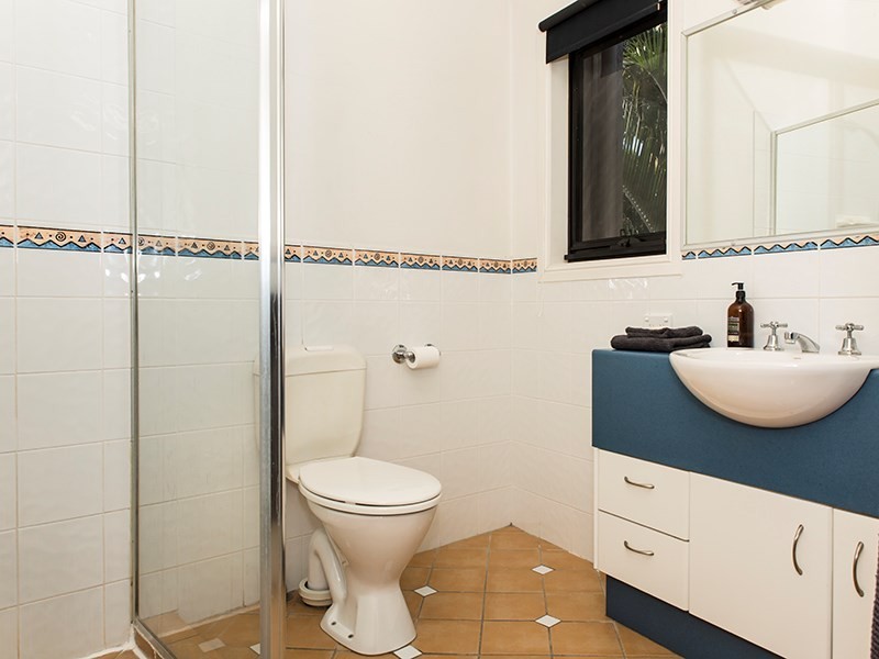 9 Christian Street, Clayfield QLD 4011