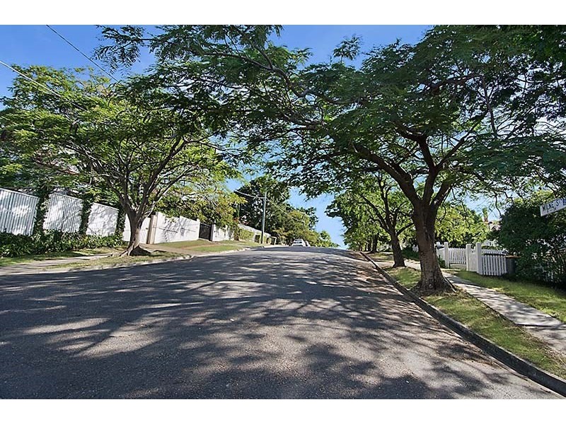 69 Christian Street, Clayfield QLD 4011