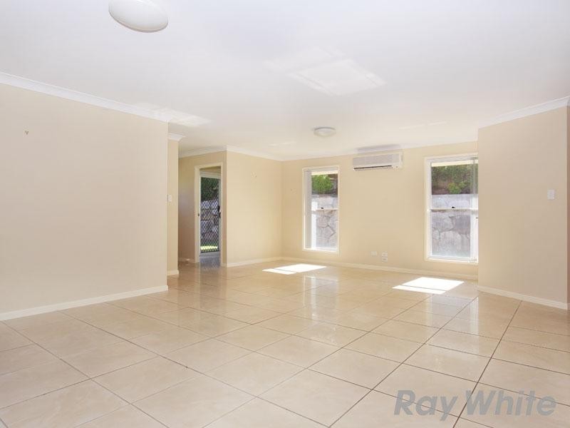 18 Cannow Street, Ferny Grove QLD 4055