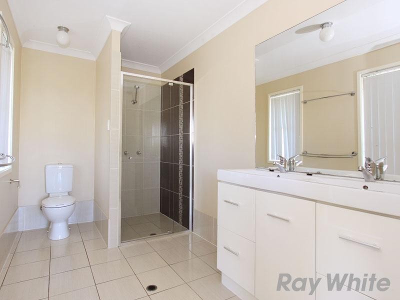 18 Cannow Street, Ferny Grove QLD 4055