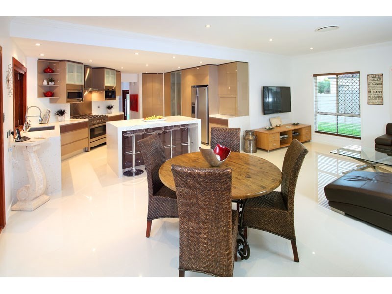 3 Mercury Court, Bridgeman Downs QLD 4035