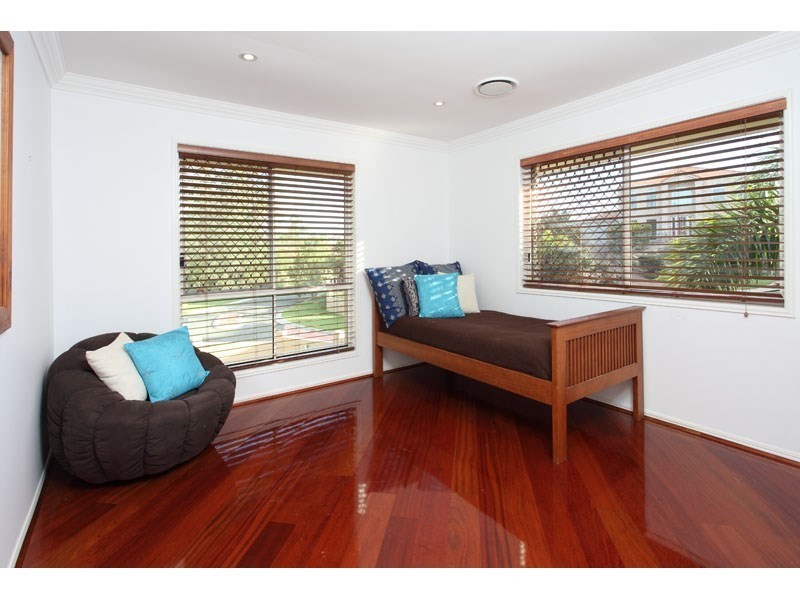 3 Mercury Court, Bridgeman Downs QLD 4035