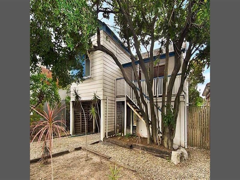 93 Nudgee Road, Hamilton QLD 4007