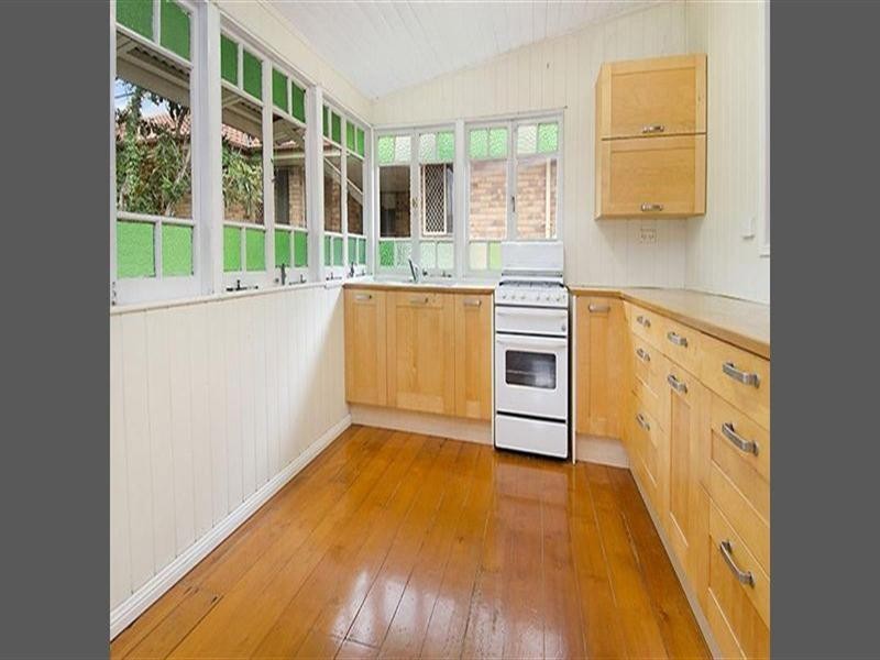 93 Nudgee Road, Hamilton QLD 4007