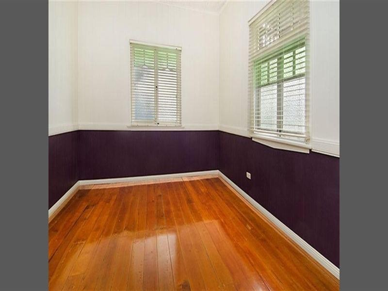 93 Nudgee Road, Hamilton QLD 4007