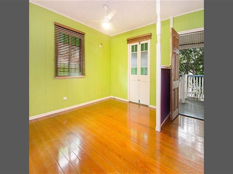 93 Nudgee Road, Hamilton QLD 4007