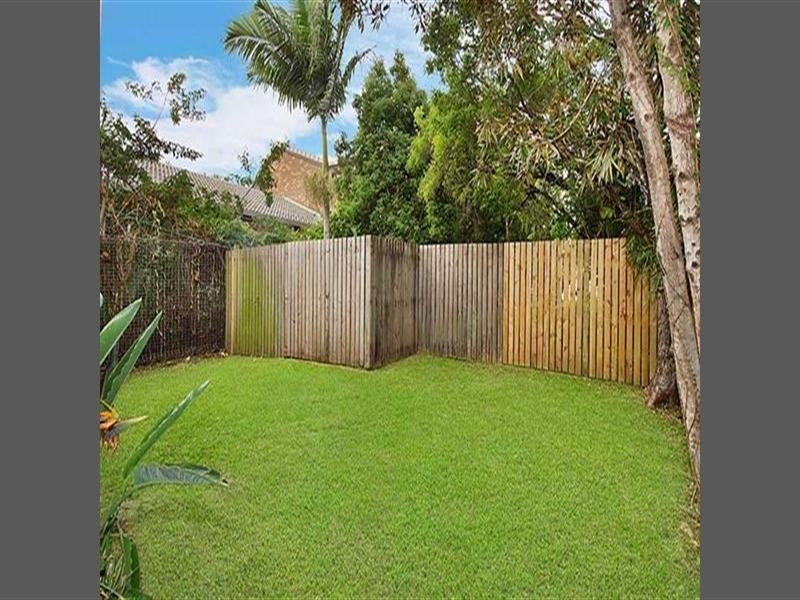 93 Nudgee Road, Hamilton QLD 4007