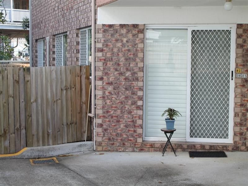 2/115 Swan Street, Gordon Park QLD 4031