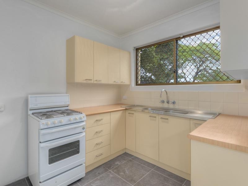 2/9 Kedron Street, Wooloowin QLD 4030