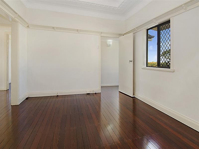 242 Nudgee Road, Hendra QLD 4011