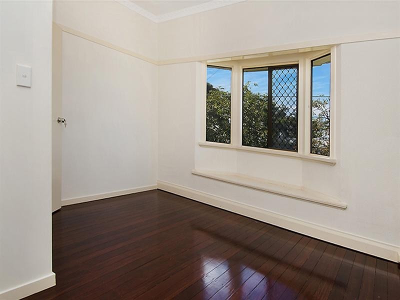 242 Nudgee Road, Hendra QLD 4011