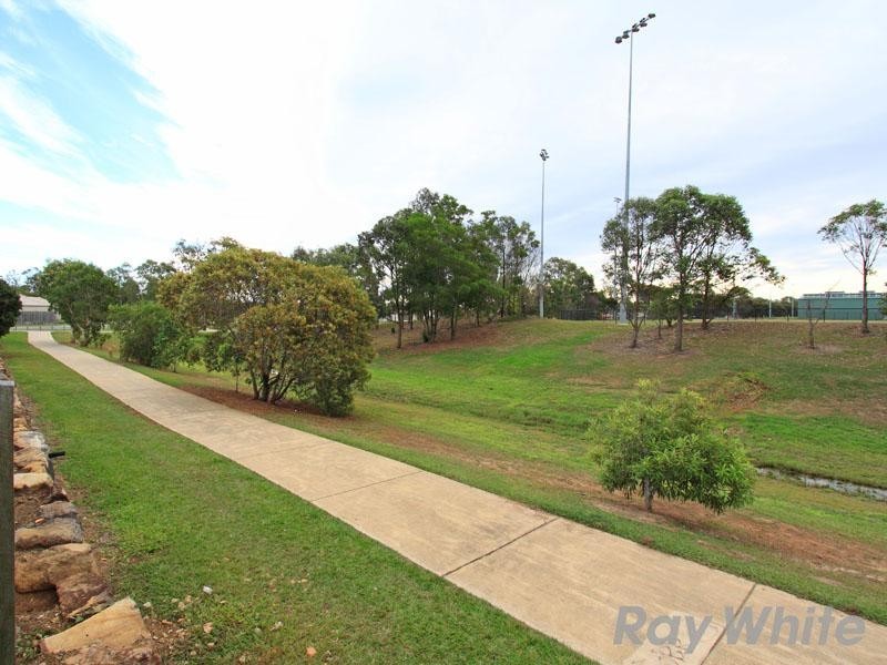 7 Brace Close, Bray Park QLD 4500