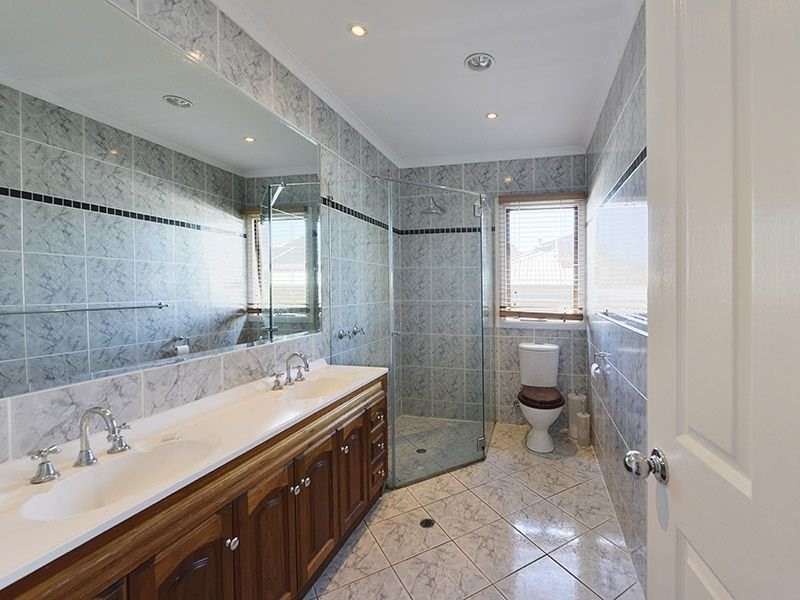 52 White Street, Graceville QLD 4075