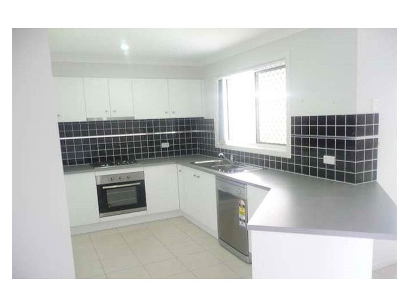 154 Alawoona Street, Redbank Plains QLD 4301