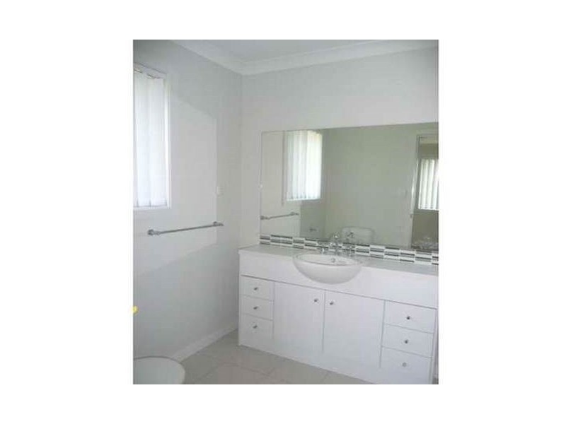 154 Alawoona Street, Redbank Plains QLD 4301