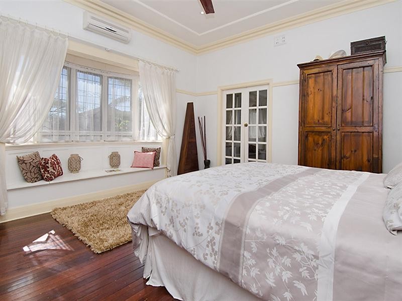 11 Henry Street, Ascot QLD 4007