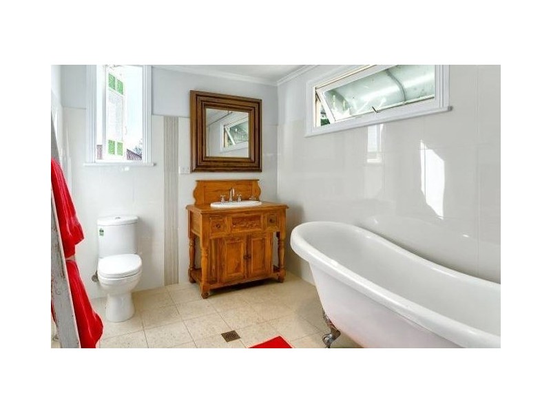 45 Grove Street, Albion QLD 4010