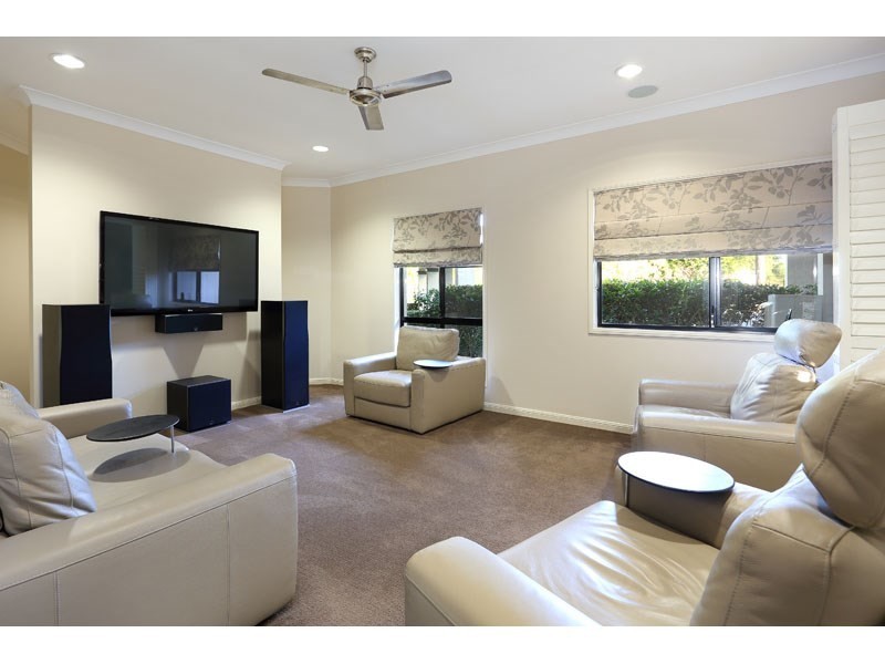 125 Camelot Place, Bridgeman Downs QLD 4035