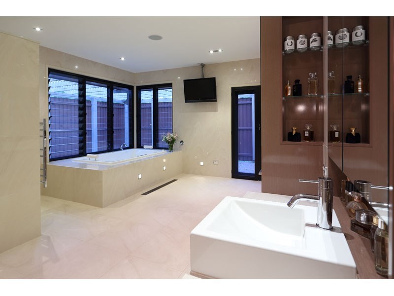 125 Camelot Place, Bridgeman Downs QLD 4035