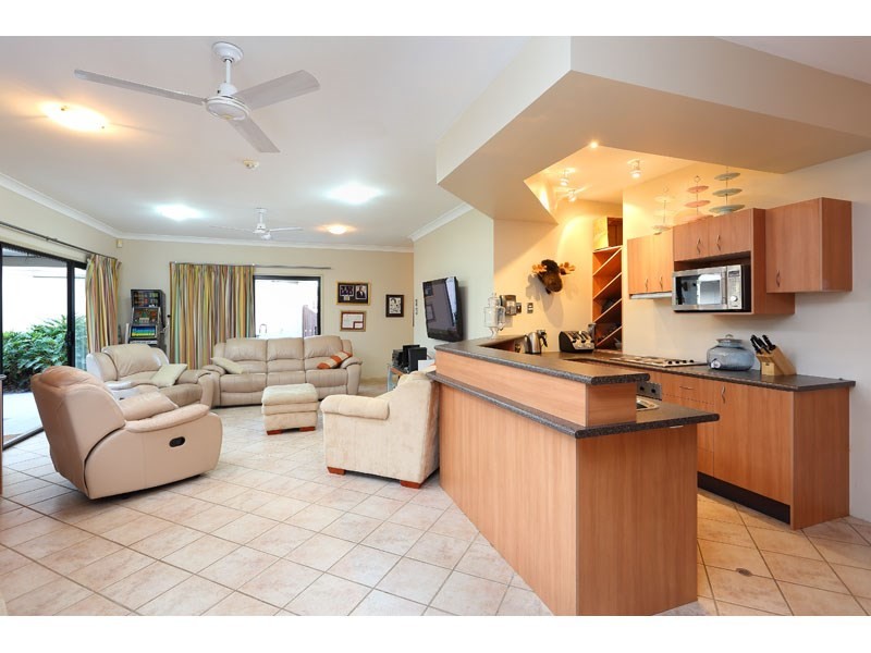 125 Camelot Place, Bridgeman Downs QLD 4035