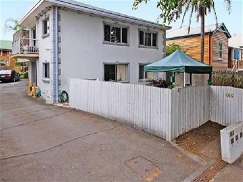 3/666 Kingsford Smith Drive, Hamilton QLD 4007