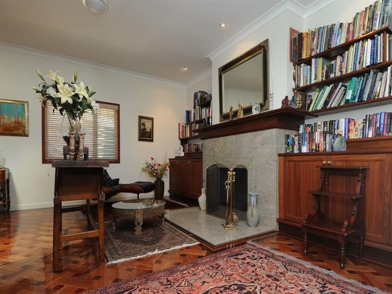 520 Gold Creek Road, Brookfield QLD 4069