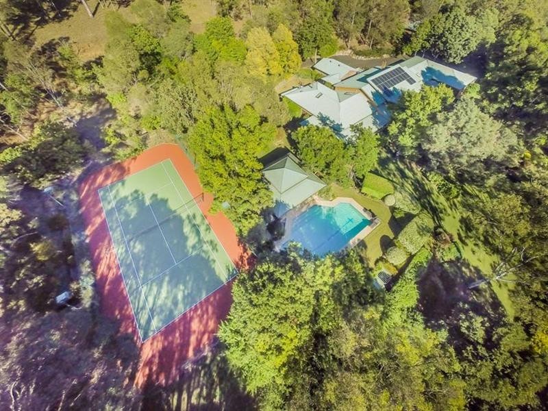 520 Gold Creek Road, Brookfield QLD 4069