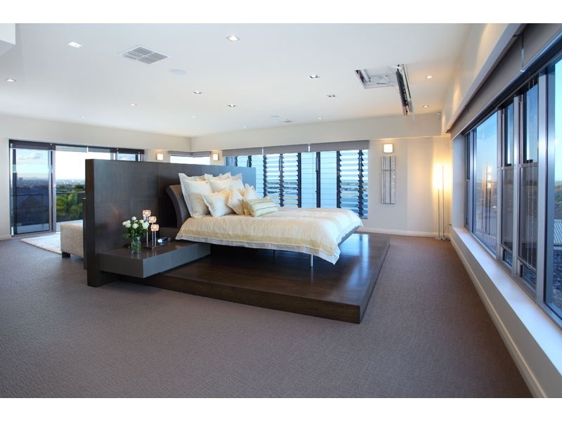 7 Pine Mountain Court, Carina Heights QLD 4152