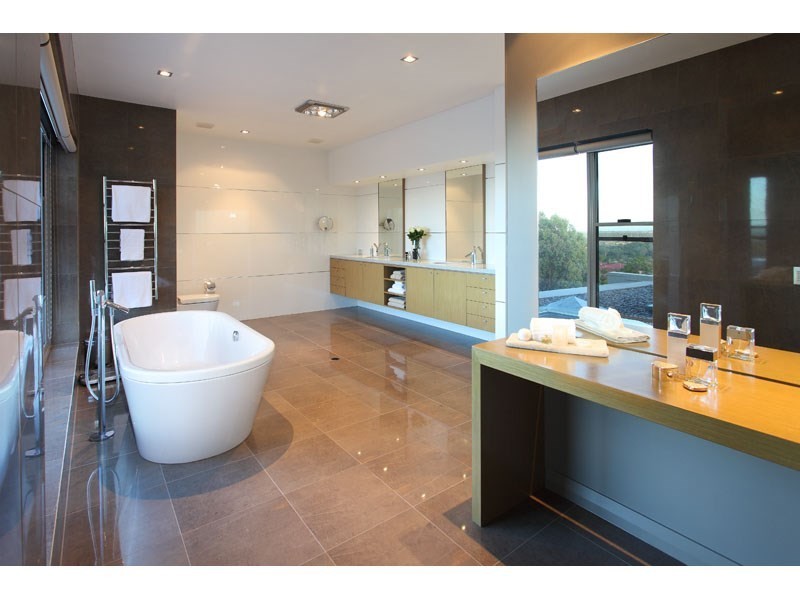 7 Pine Mountain Court, Carina Heights QLD 4152