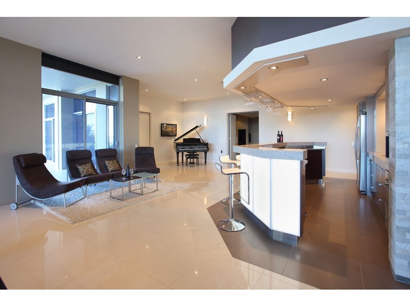 7 Pine Mountain Court, Carina Heights QLD 4152