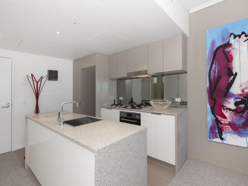 30106/2 Harbour Road, Hamilton QLD 4007