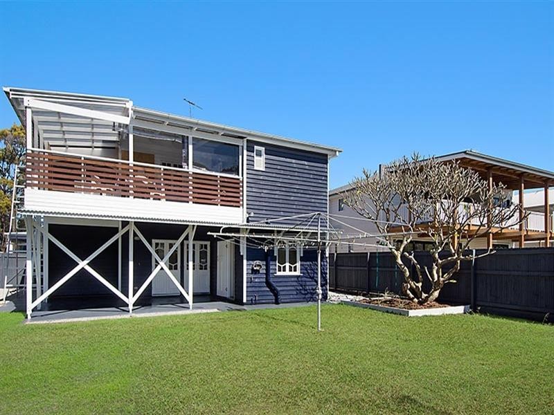 24 Webster Avenue, Hendra QLD 4011